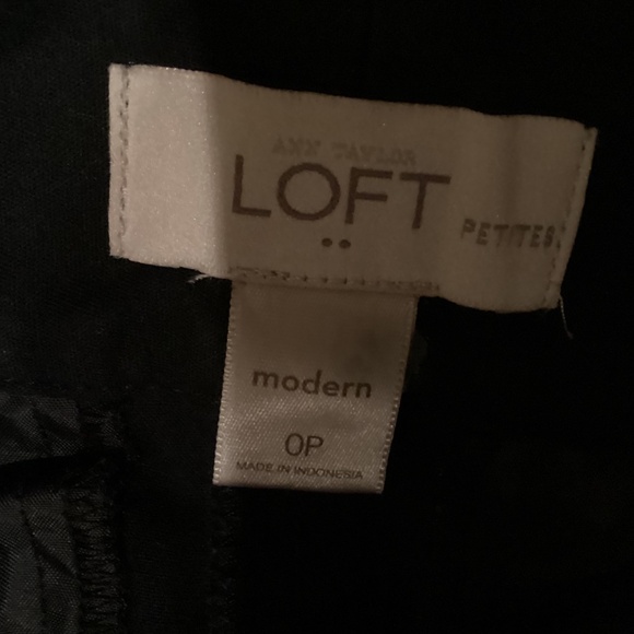 Ann Taylor LOFT Black Bootcut Pants Trousers Size 0P - Picture 2 of 7